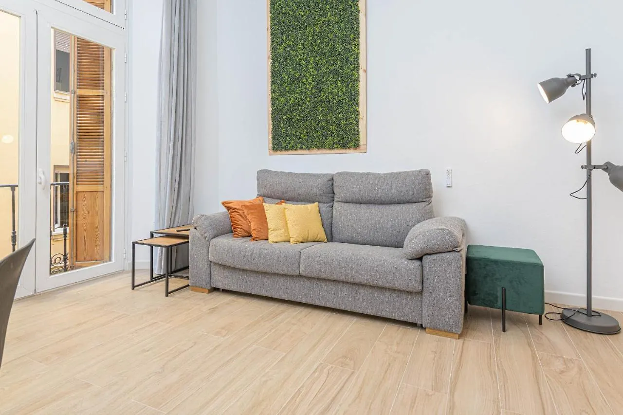 Wintowinrentals Estupendo Apartamento En El Centro Historico De Malaga
